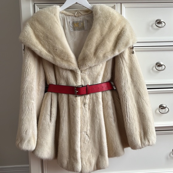 100% luxury high quality Real female mink coat - Picture 4 of 9